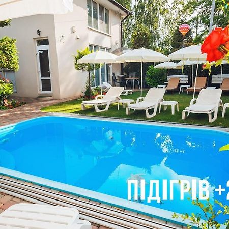 Guest House Butterfly Wing Odessa Buitenkant foto