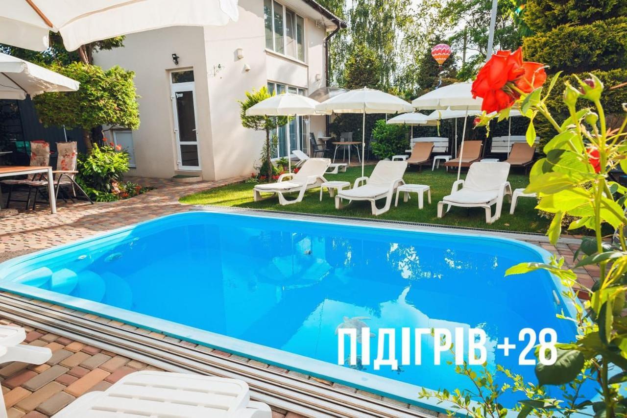 Guest House Butterfly Wing Odessa Buitenkant foto