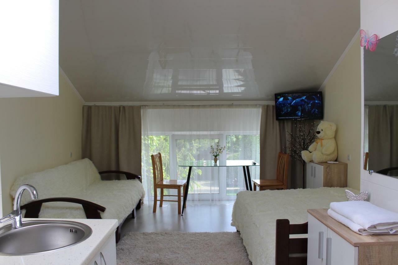 Guest House Butterfly Wing Odessa Buitenkant foto